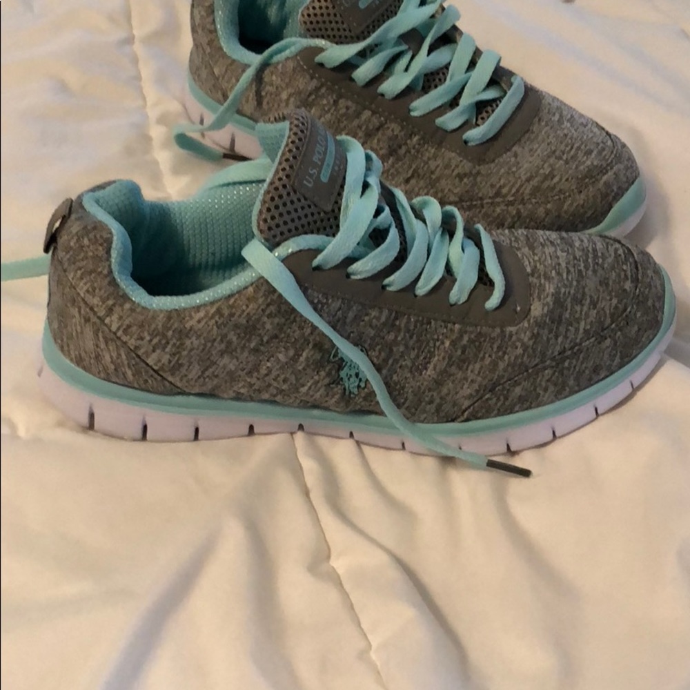 Women’s Polo size 8 sneakers